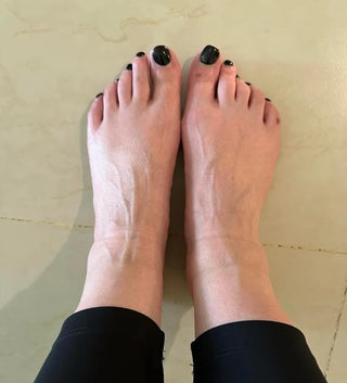WillPowders customer Victoria's feet after using ElectroTide
